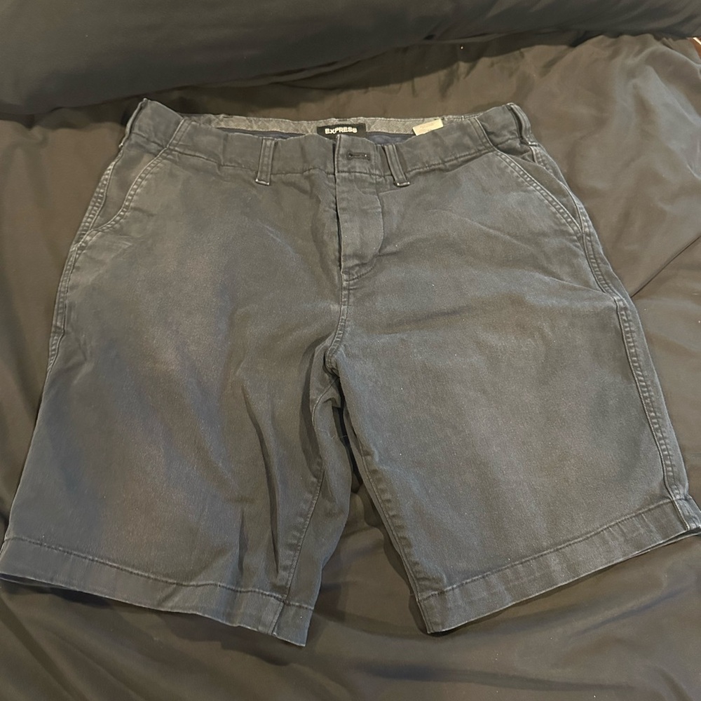 Men's Express Navy Stretch Classic at the knee 10" Inseam Shorts
